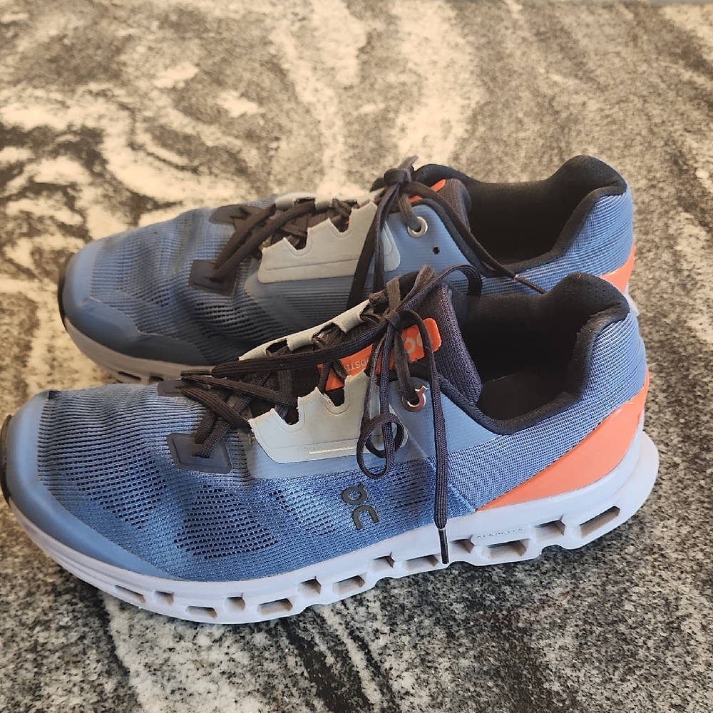(9) Men's On Running Sneakers in Blue & Orange Athletic Athleisure Gym Hiking